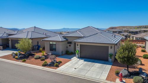 1019 W Jonathon Dr, Washington, UT, 84780-3127 | Card Image