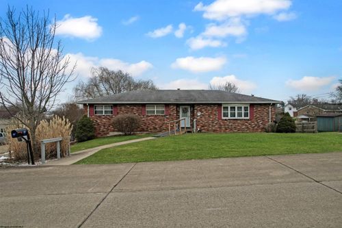 94 Kimberly Cir, Fairmont, WV, 26554-7998 | Card Image