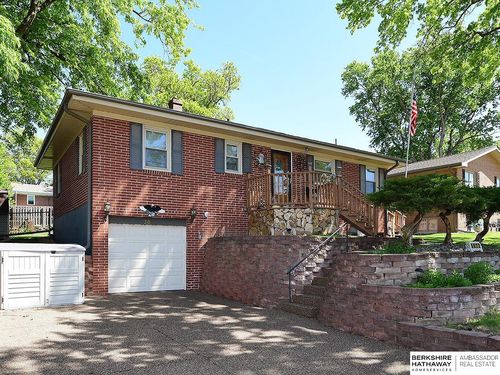 3022 Pleasant Drive, Bellevue, NE, 68147 | Card Image
