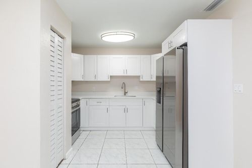 b-7750 Sw 10th Ct, North Lauderdale, FL, 33068-3237 | Card Image