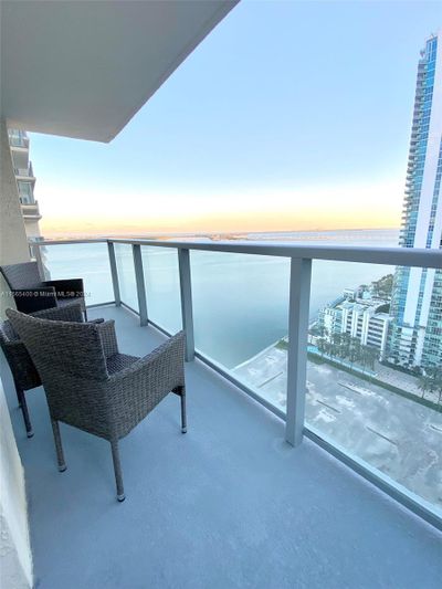 2501 - 1155 Brickell Bay Dr, Condo with 2 bedrooms, 2 bathrooms and null parking in Miami FL | Image 1