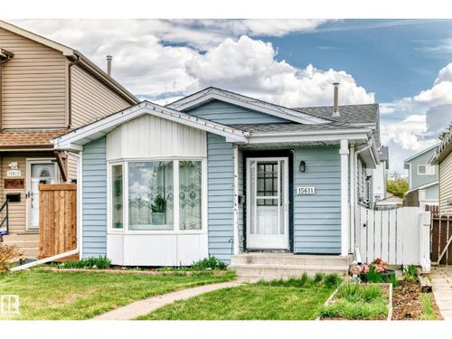15611 83a St Nw, Edmonton, AB, T5Z2R6 | Card Image