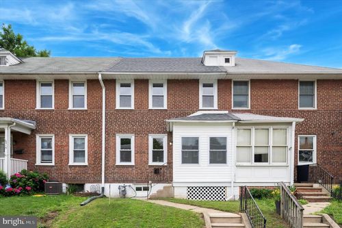 517 Jansen Ave, ESSINGTON, PA, 19029-1107 | Card Image