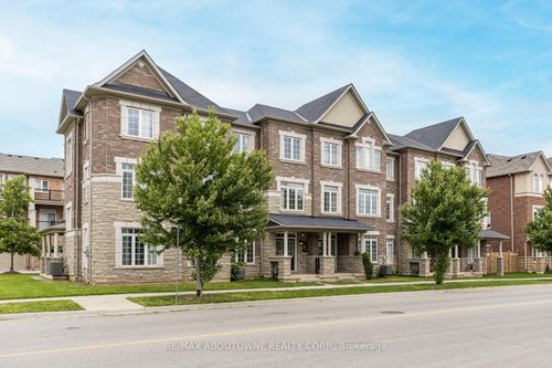 3099 Preserve Dr, Oakville, ON, L6M0T7 | Card Image