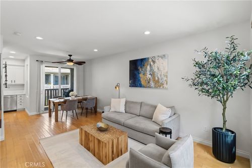 20 Valmont Way, Ladera Ranch, CA, 92694-1260 | Card Image