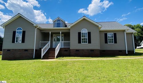 108 Brooke Lee Cir, Taylors, SC, 29687-5955 | Card Image
