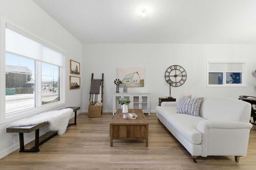 994 Chinook Winds Meadow Sw, Airdrie, AB, T4B5R1 | Card Image