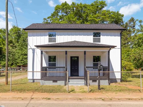 5 Williams St, spartanburg, SC, 29301-5879 | Card Image