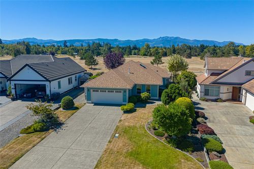 1118 Roberton Blvd, French Creek, BC, V9P2R6 | Card Image