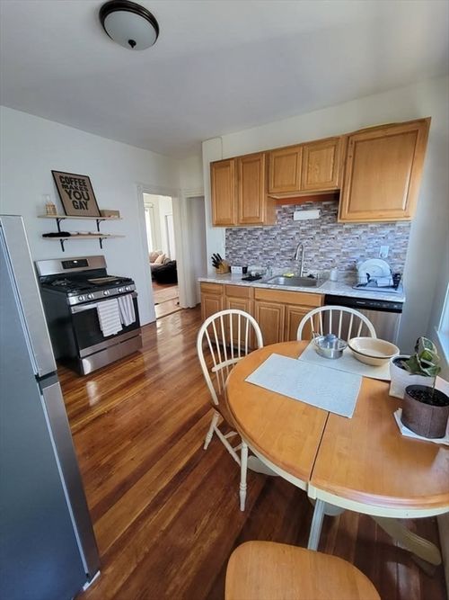 apt-2-32 Juliette St, Boston, MA, 02122-2062 | Card Image