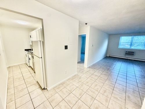 23-80 Cambridge, Woburn, MA, 01801 | Card Image