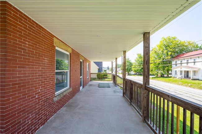 Wrap around porch | Image 7