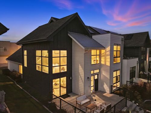 2408 W Centennial Pl, Spokane, WA, 99201-3135 | Card Image