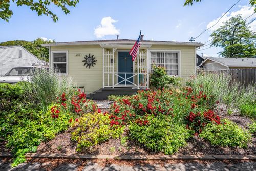 610 Stewart Street, Santa Rosa, CA, 95404 | Card Image