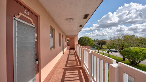 303-9400 Sunrise Lakes Blvd, Sunrise, FL, 33322-1207 | Card Image