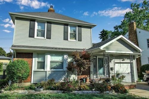 284 Burke Dr, Cheektowaga, NY, 14215-1340 | Card Image