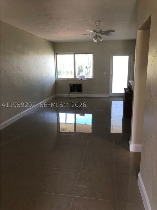 208-600 Layne Blvd, Hallandale Beach, FL, 33009-6549 | Card Image