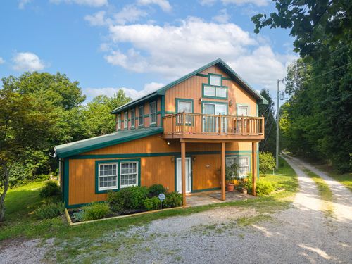 3271 Henson Creek Rd Road, Liberty, KY, 42539 | Card Image