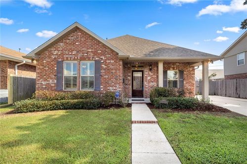 6409 Carmen St, Metairie, LA, 70003-4007 | Card Image