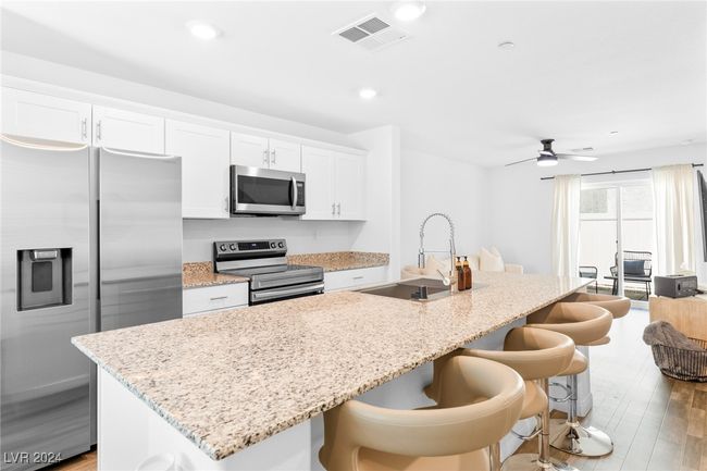 UNIT-2 - 2766 Atomic Tangerine Way, Townhouse with 3 bedrooms, 2 bathrooms and null parking in Las Vegas NV | Image 9
