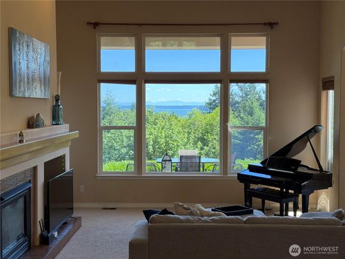91 Timber Heights Dr, Port Ludlow, WA, 98365-8244 | Card Image