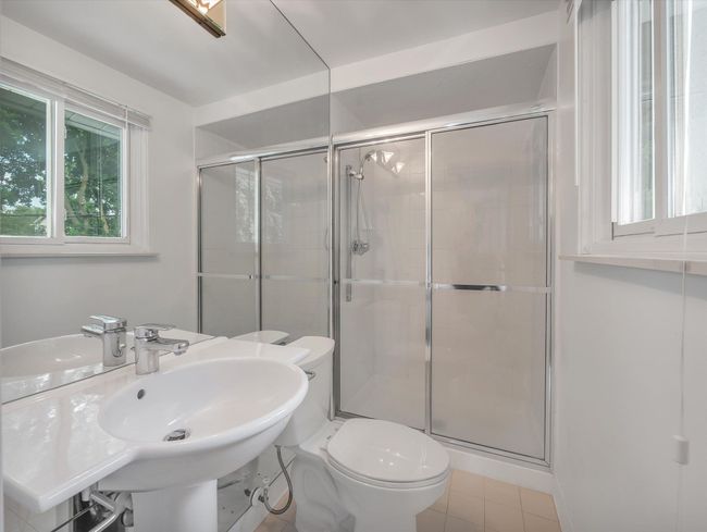 Master Bath | Image 19