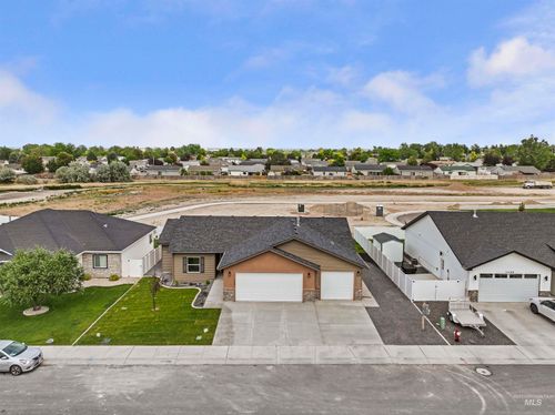 1449 Golden Pheasant Dr, Twin Falls, ID, 83301-6059 | Card Image