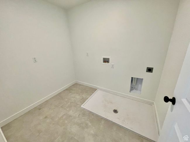 Laundry area with washer hookup and electric dryer hookup | Image 15
