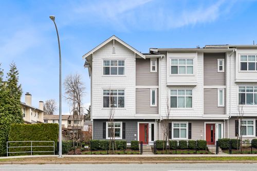 19-2033 Mckenzie Rd, Abbotsford, BC, V2S0M2 | Card Image