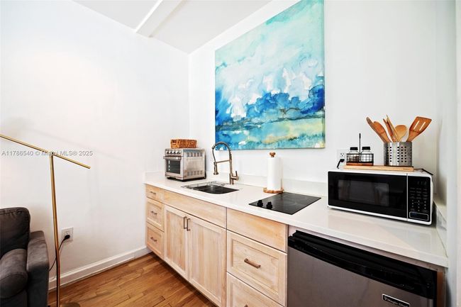 36 Phoenetia Ave, House other with 6 bedrooms, 6 bathrooms and null parking in Coral Gables FL | Image 14