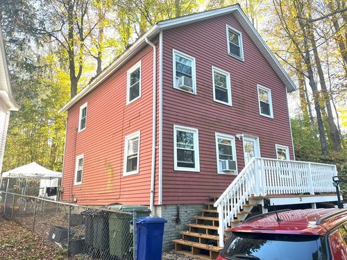 21 Hitchcock Ave, Warren, MA, 01083-9787 | Card Image