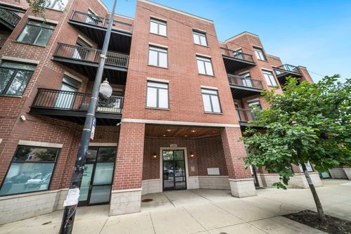 4c-1890 N Milwaukee Ave, Chicago, IL, 60647-4890 | Card Image