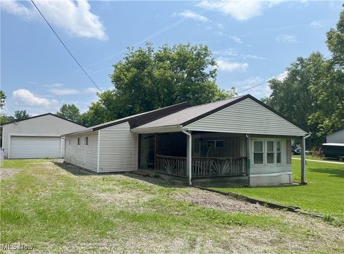 1376 Fairview Ave, Atwater, OH, 44201-9319 | Card Image