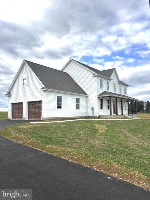 2800 Bailey Crossroads Rd, ATGLEN, PA, 19310-9657 | Card Image