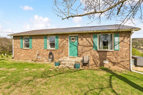 220 W Main St, Auburntown, TN, 37016-6035 | Card Image