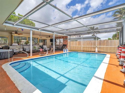 1911 N 53rd Ave, Hollywood, FL, 33021-3921 | Card Image
