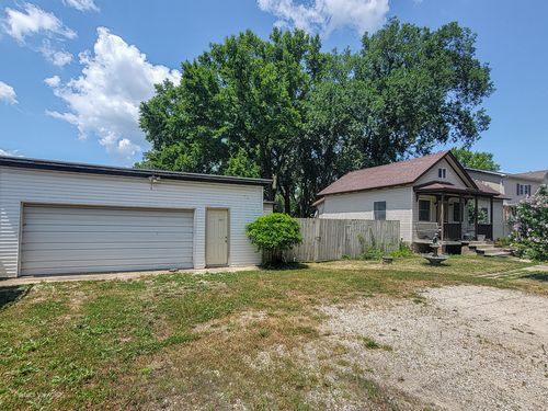 347 Crotty Ave, Seneca, IL, 61360-9690 | Card Image