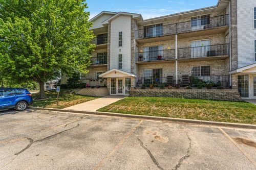 4a-408 Sturdy Road, Valparaiso, IN, 46383 | Card Image