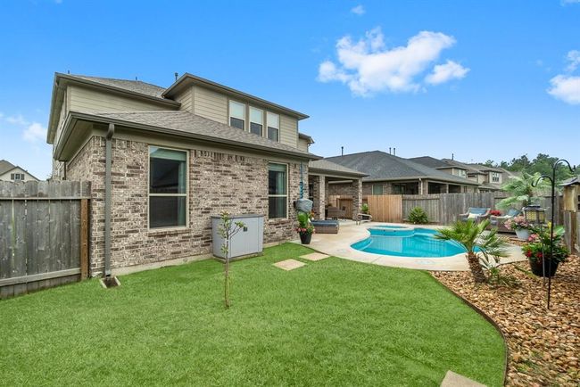 Large green space | Image 31