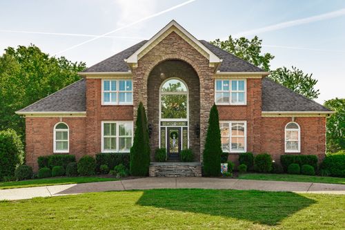 137 Mimosa Dr, Gallatin, TN, 37066-4484 | Card Image