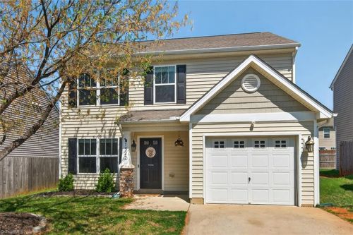 1322 Silver Dr, Mebane, NC, 27302-8942 | Card Image