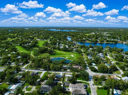 10934 N Boulevard, TAMPA, FL, 33612-6614 | Card Image