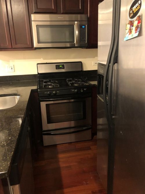 apt-3-3553 W Ainslie St, CHICAGO, IL, 60625-5671 | Card Image