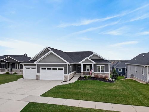 6569 Norski Ct, Windsor, WI, 53598-8800 | Card Image