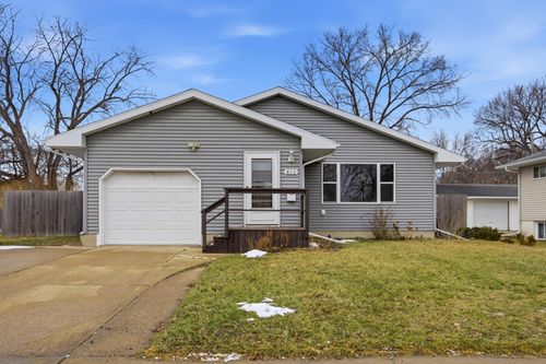 813 17th St S, Fargo, ND, 58103-2557 | Card Image