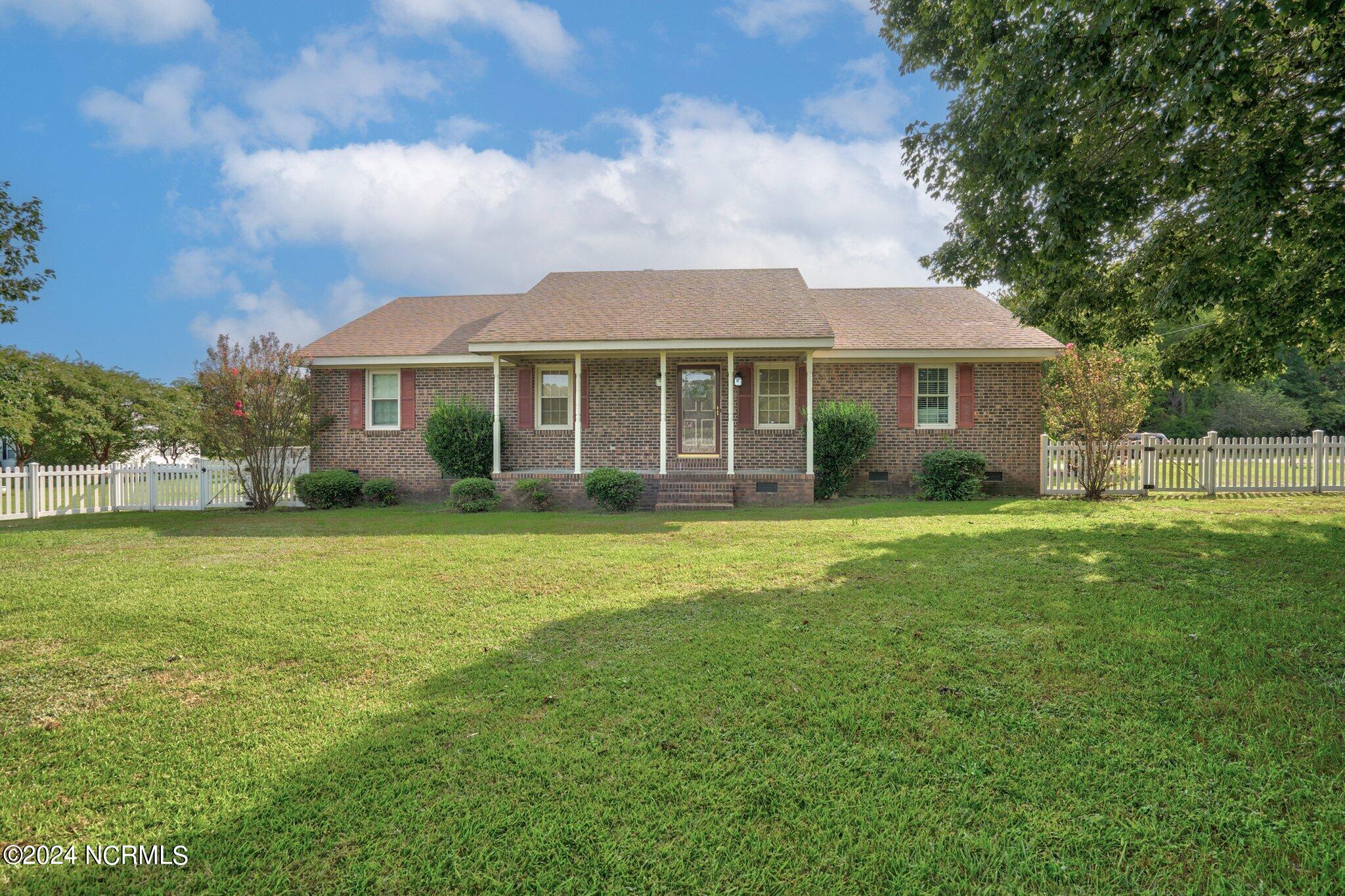 Meadow Trl, Elm City, NC 27822