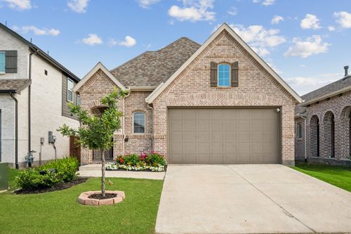 3917 Southbend Ct, Denison, TX, 75020-0718 | Card Image