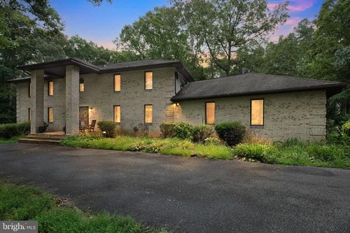 7490 Serenity Dr, Hughesville, MD, 20637-2206 | Card Image