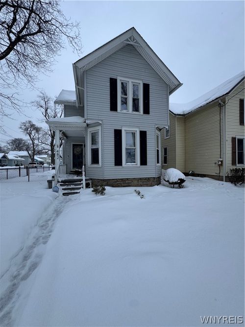 482 Hawley St, Lockport, NY, 14094-2151 | Card Image