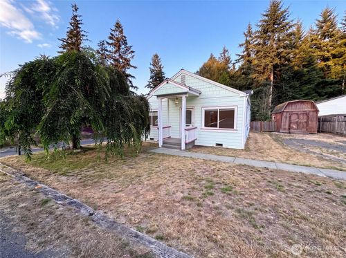 7507 Lower Ridge Road, Everett, WA, 98203 | Card Image